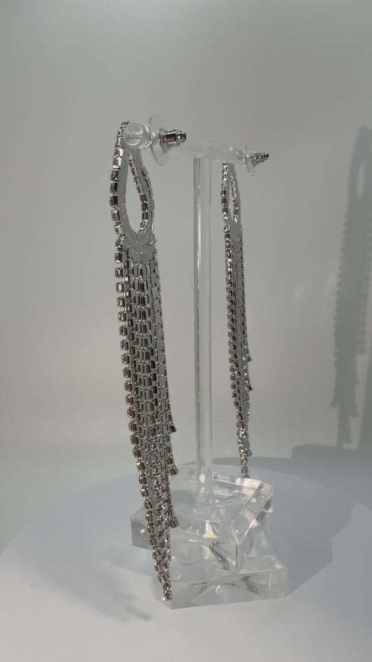 Sleek Tear Drop